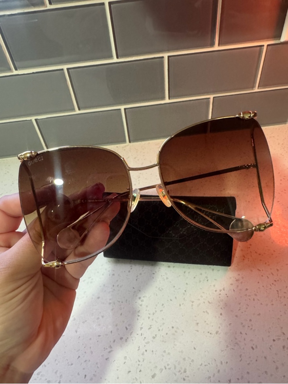 BIG SALE🫶🏻Gucci Gold Frame Gray Gradient Lens Women's Sunglasses - Picture 13 of 16
